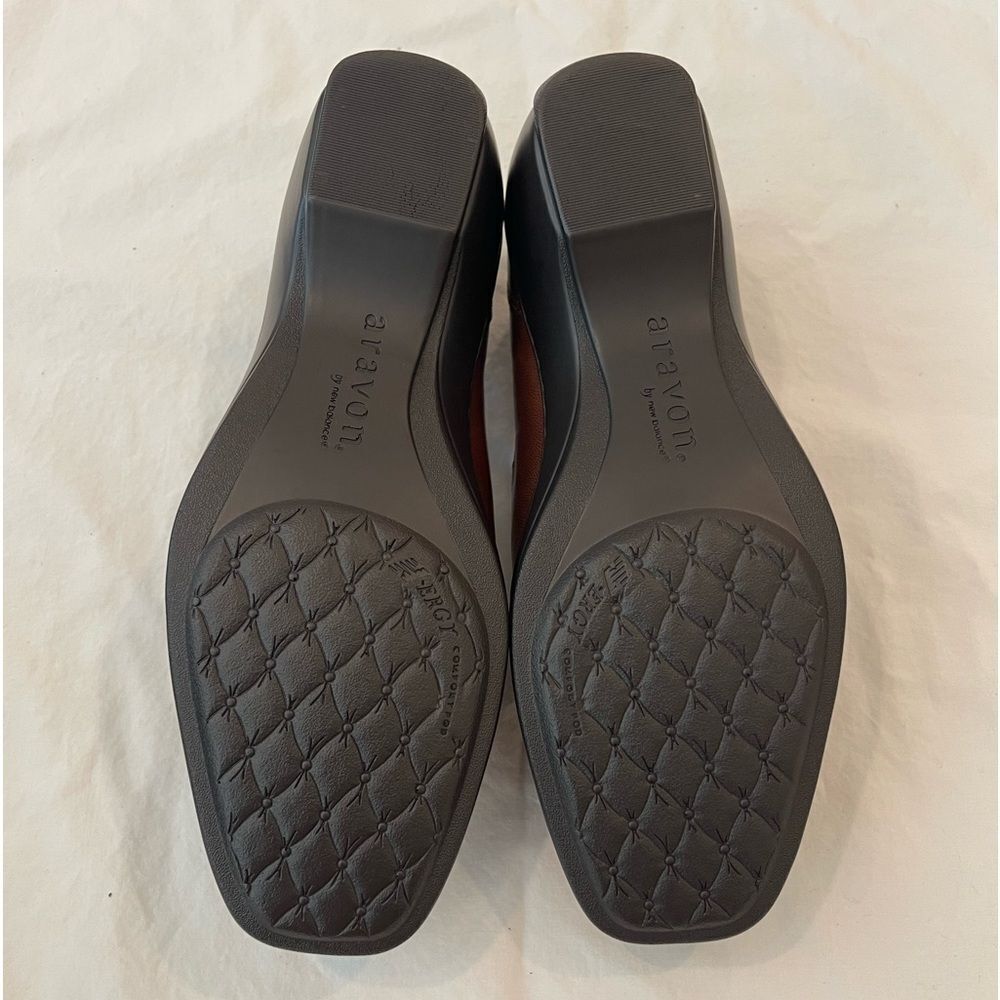 NWOT Aravon by‎ New Balance Kiley Premium Leather Slip-On Loafer Brown Size 7 - Picture 8 of 13